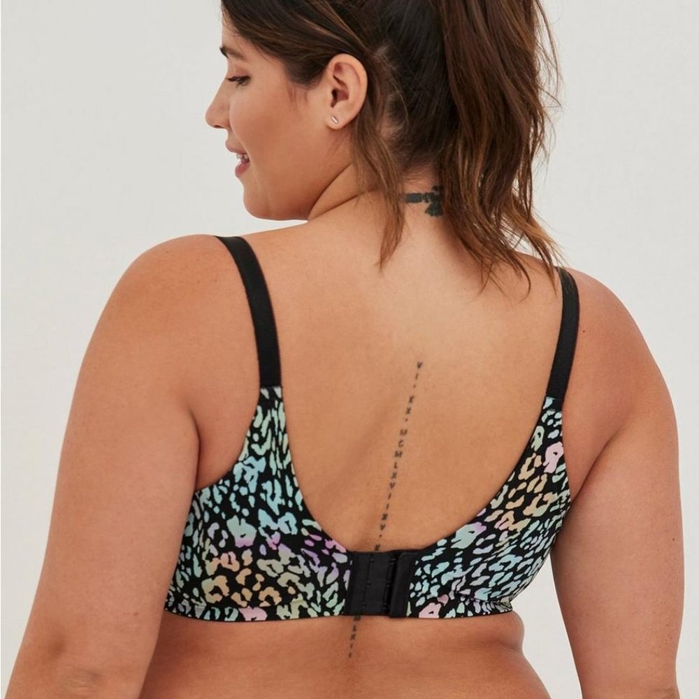 Torrid Animal Print Plunch 360 Smooth Bra - Picture 3 of 15